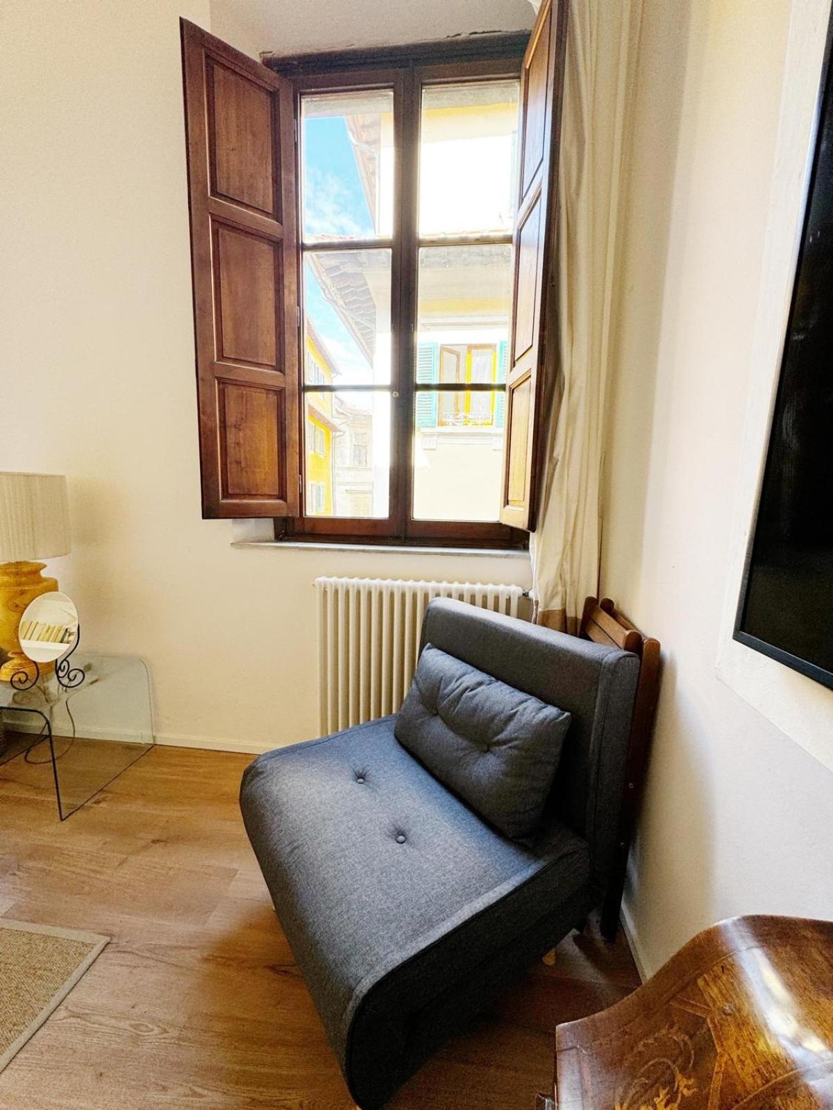 Boutique Room - Centro Storico 20 Min Da Firenze Empoli Luaran gambar
