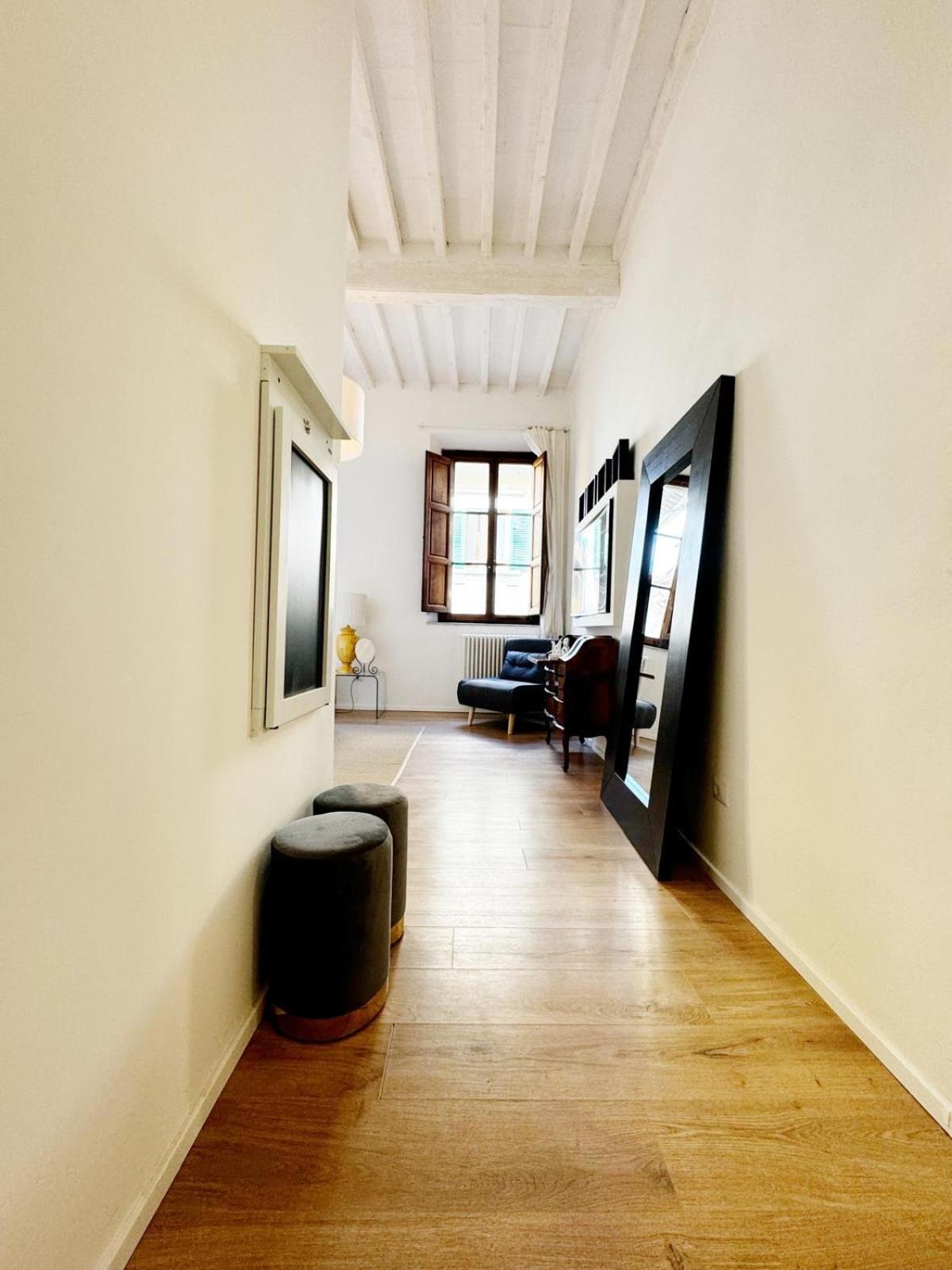 Boutique Room - Centro Storico 20 Min Da Firenze Empoli Luaran gambar