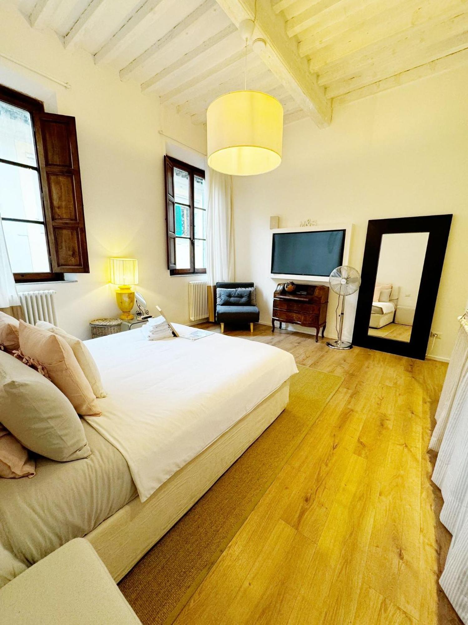 Boutique Room - Centro Storico 20 Min Da Firenze Empoli Luaran gambar